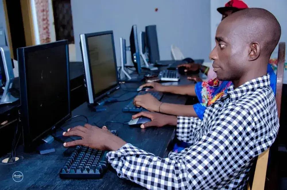 Devenez un expert en développement web backend grâce à cette formation certifiée du RDCT.